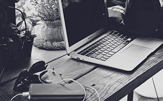 高考失败让我对学校没好感，如何接纳他人，接纳自我？